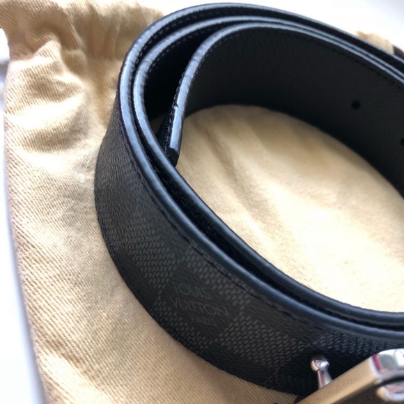 LOUIS VUITTON
Inventeur Reversible Belt Damier Graphite Pattern Size 85/34 - Picture 4 of 6